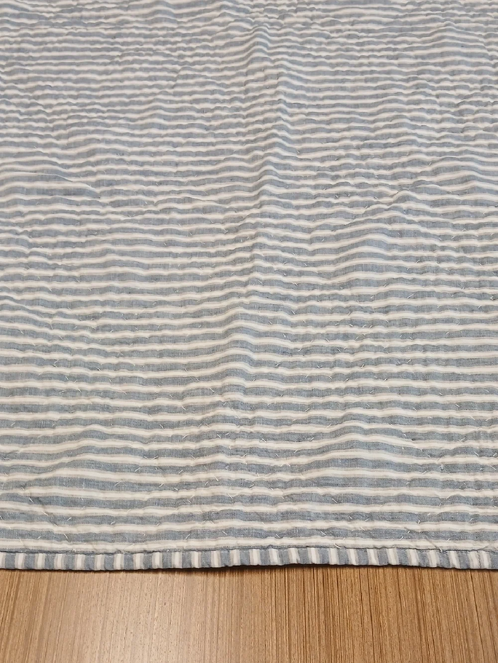 POTTERY BARN KIDS Striped Linen Baby Quilt